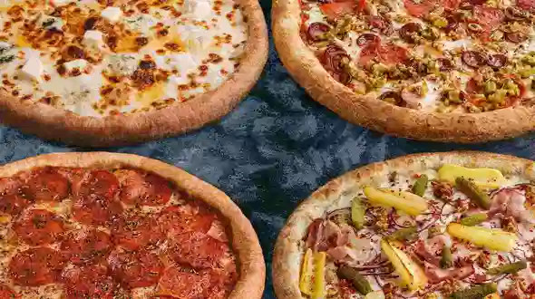 Блюдо Комбо Выгодная четверка меню MonoPizza Комбо Выгодная четверка меню MonoPizza