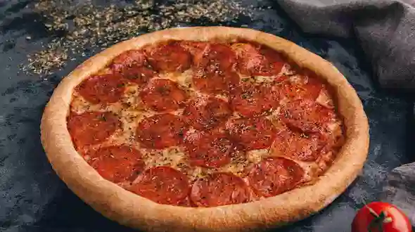 Блюдо Пицца Пепперони меню MonoPizza Пицца Пепперони меню MonoPizza
